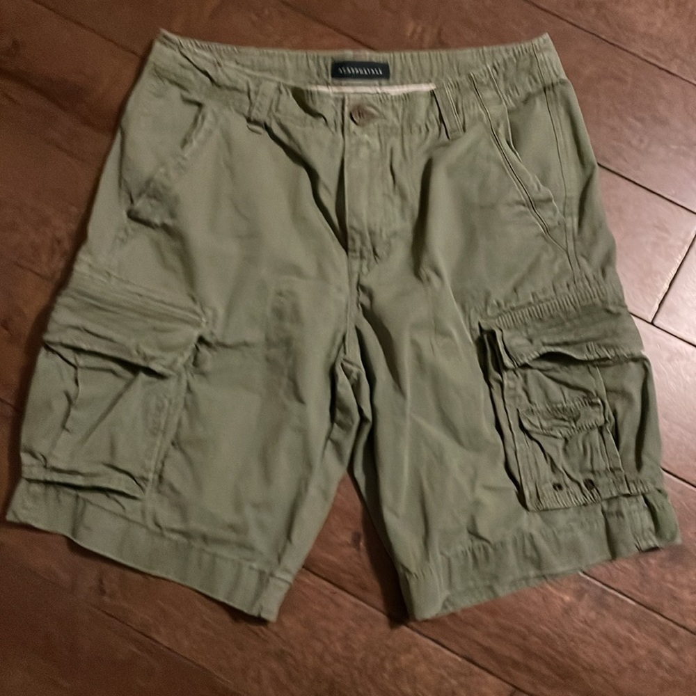 Aeropostale cargo shorts - Picture 2 of 6